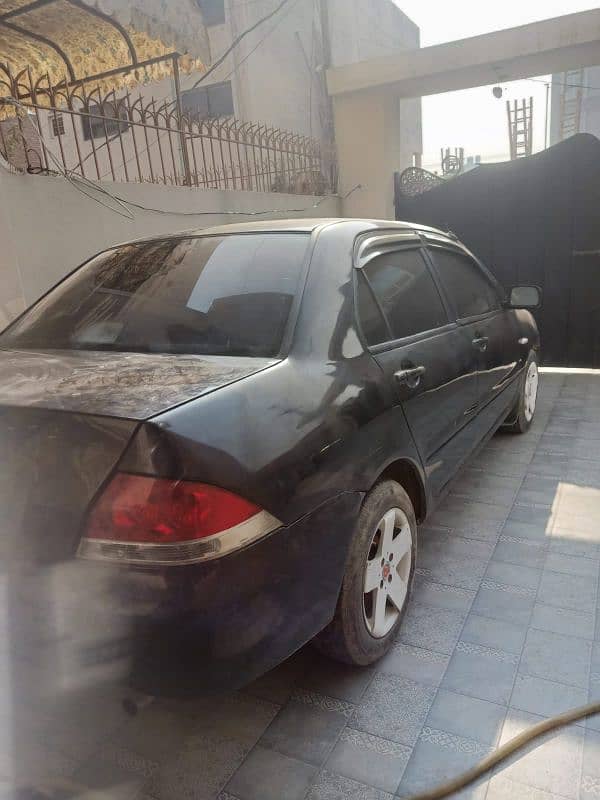 Mitsubishi Lancer 2005 1