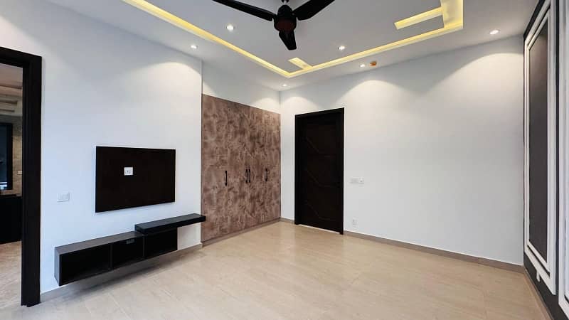 1 Kanal Brand New Modern Design House For Rent In Dha Phase 7 3