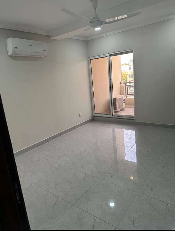 1450 sft 2 bed semi furnished apartment for rent 5