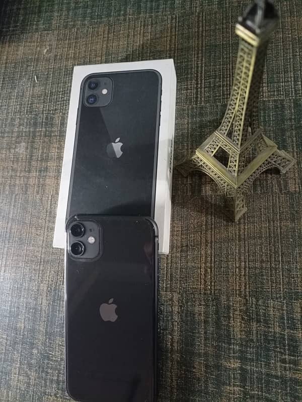 Iphone 11 with box 4