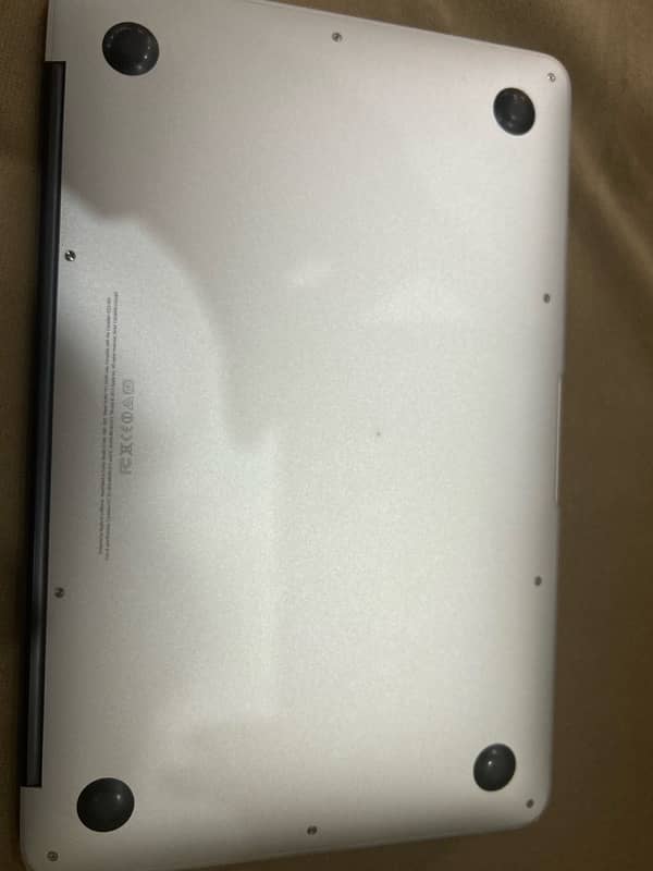 mac book air late 2014 1