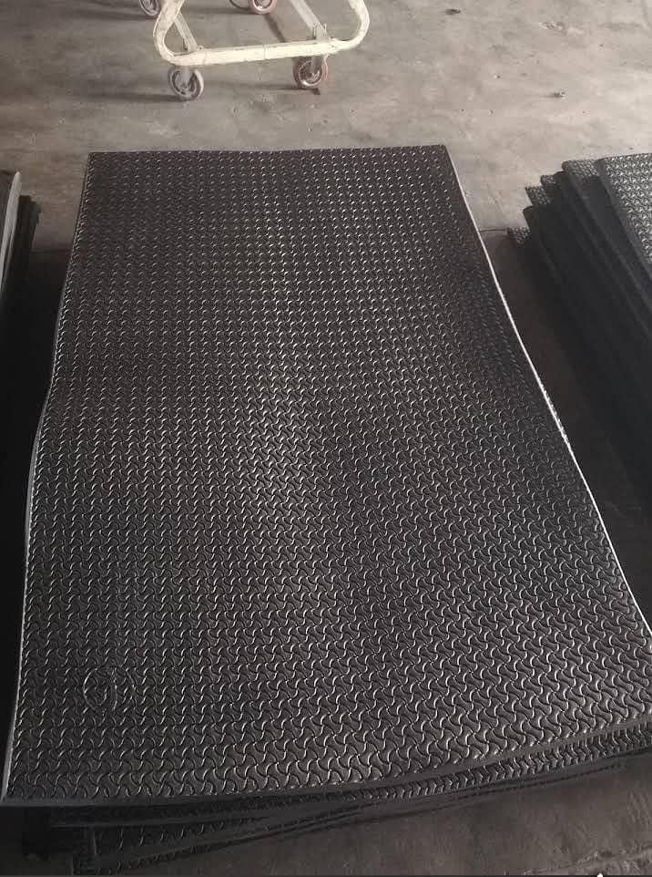 Gym Rubrr Tiles / Gym Floor / Youga Mat / Vinyl Wooden Floor / Blinds 6