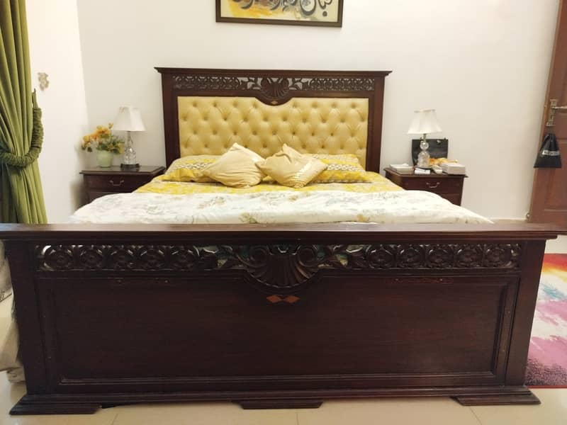 Wooden Bed Set 2