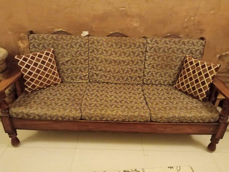 5 Seater Wooden sofa 1