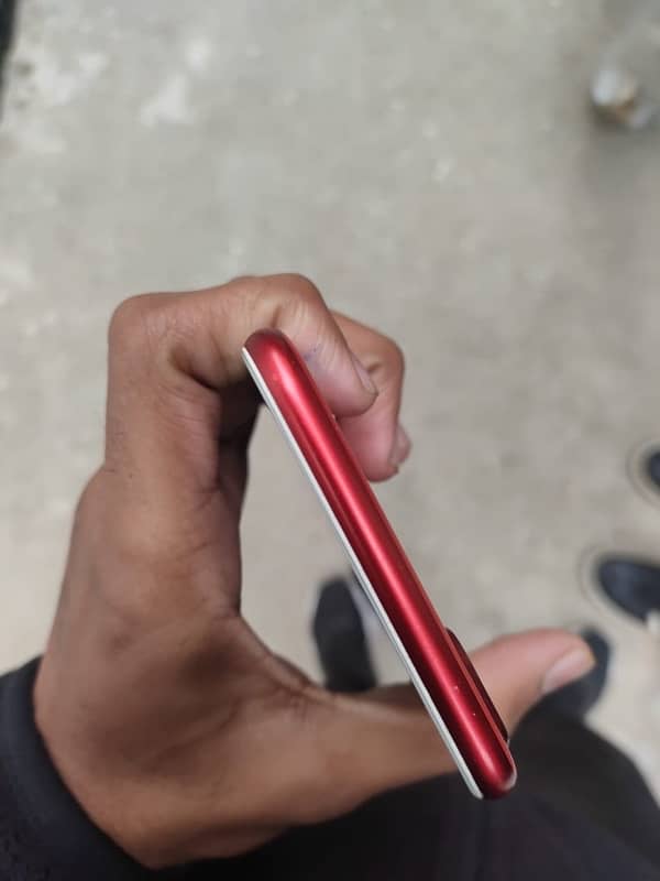 7 plus 128gb bypass red colour 5