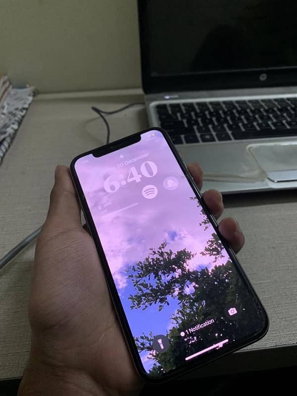 phone x 64 gb pta approved white color 2