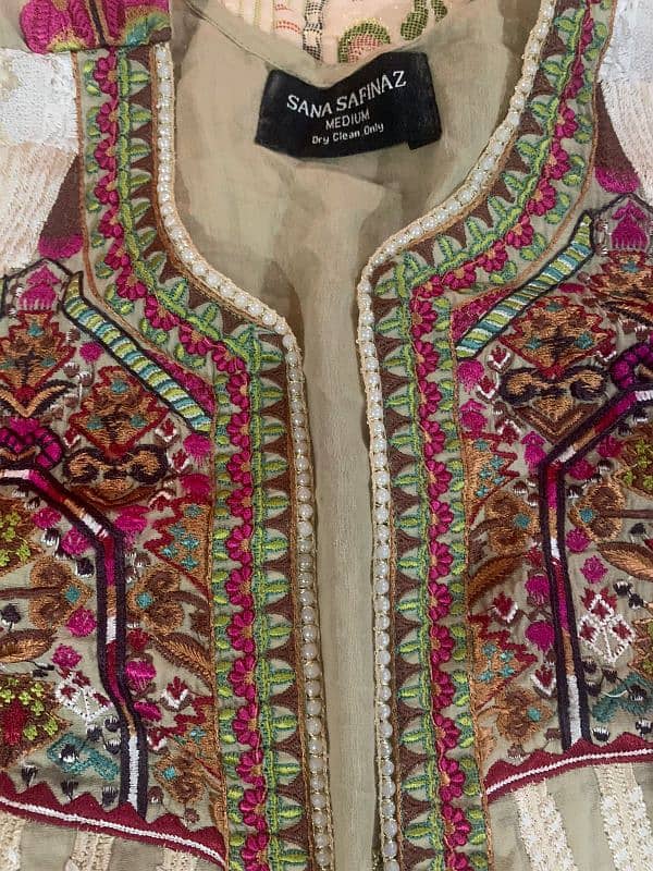 Sana Safinaz ready to wear luxury 3pc suit embroidred 3