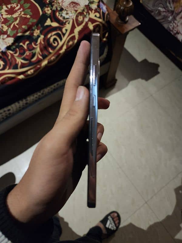 Oppo reno 12f 8/256 5