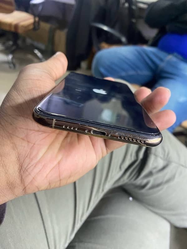 iphone xsmax 256GB 4