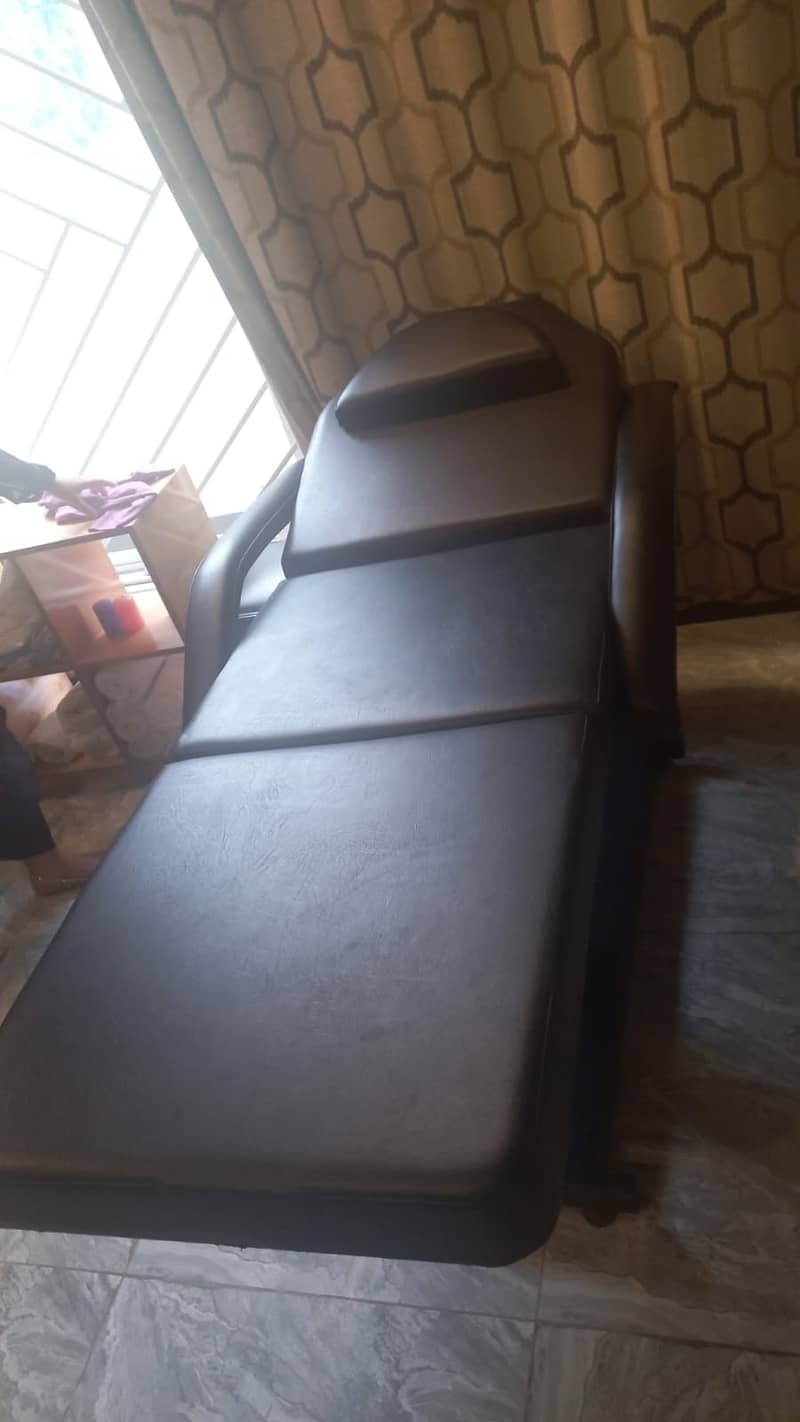 Female salon stuff for sale 8