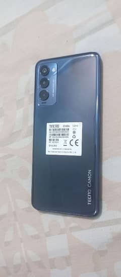 camon 18T  4+3GB 128GB with box