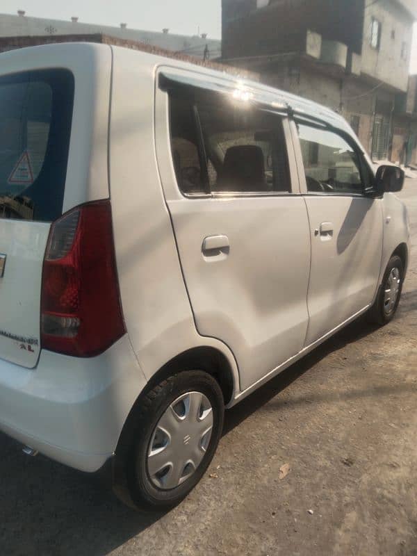 Suzuki Wagon R 2017 10