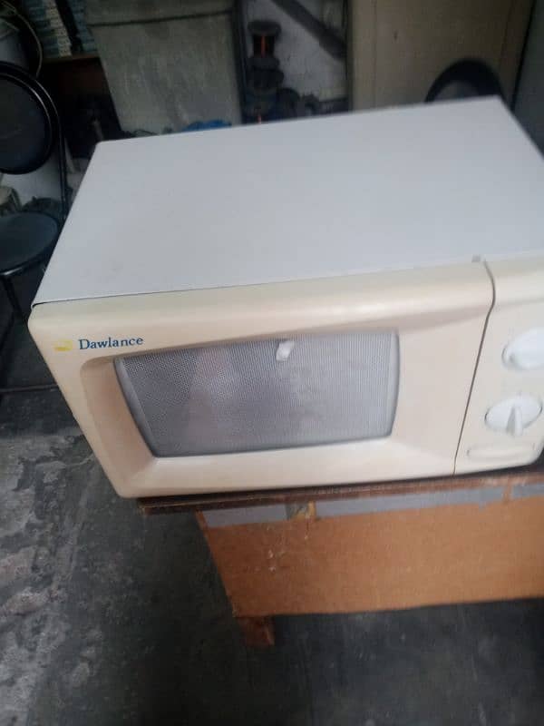 Dawlance microwave oven 0