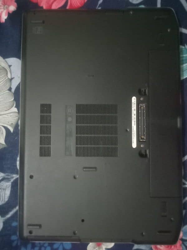 DELL LAPTOP 3