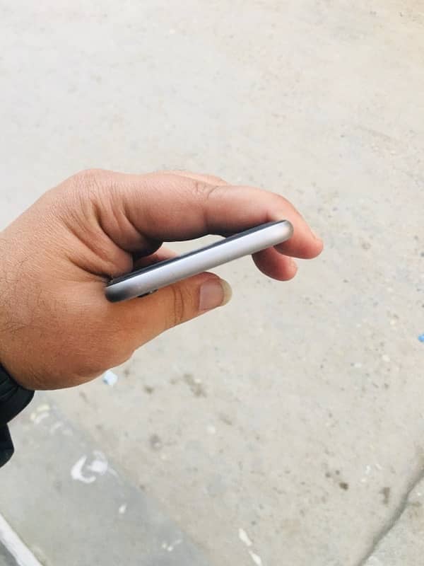 Iphone 6s 64gb non pta 4