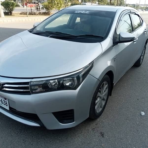 Toyota Corolla Altis 2017 5