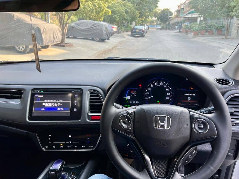 HONDA VEZEL 2014/2018 BRAND NEW CONDITION 6