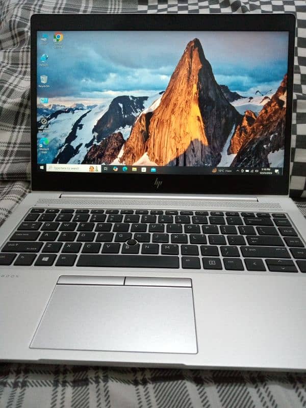 HP i5 8th generation Elite Book 6