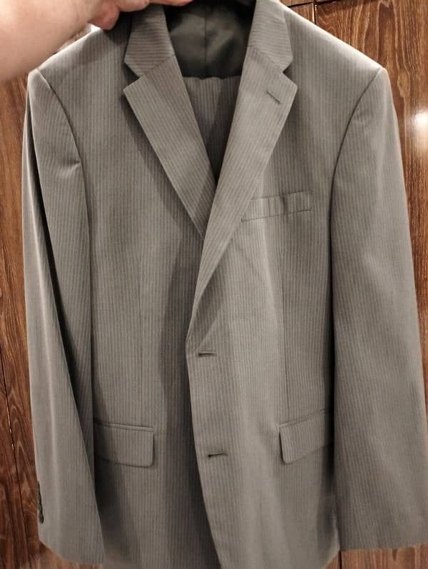 2 pc TH suit. Grey 5