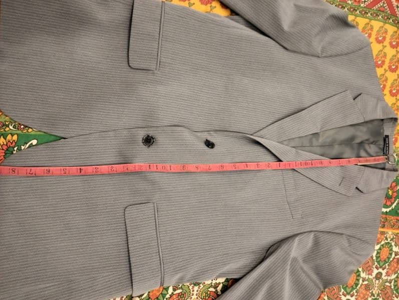 2 pc TH suit. Grey 7