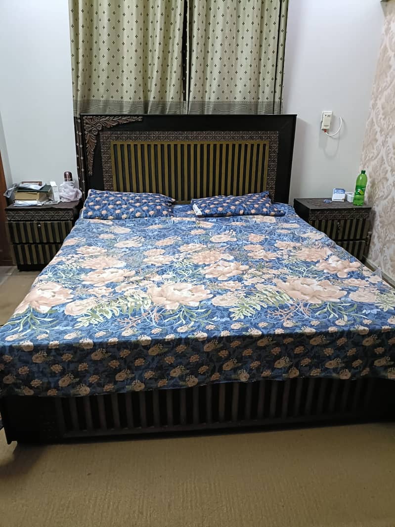 double bed | king bed | wooden bed | bedset | bed | 0