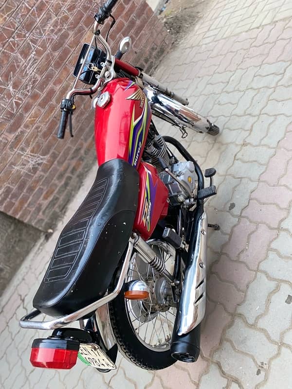 honda 125 2017 model good condition number 03009891494 8