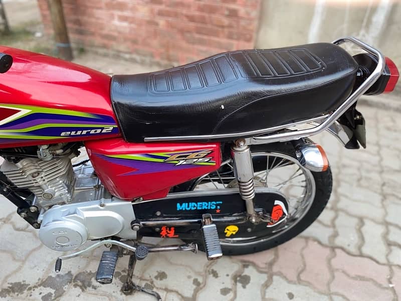 honda 125 2017 model good condition number 03009891494 12