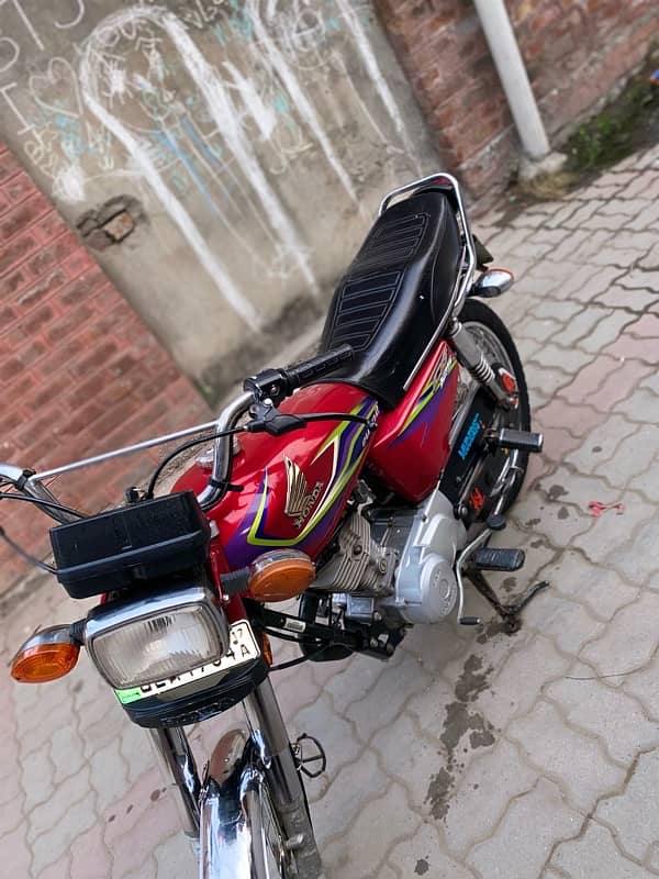 honda 125 2017 model good condition number 03009891494 13