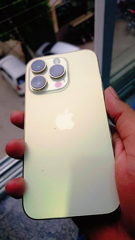 iphone 14 pro gold 10/10 lush condition non pta 2