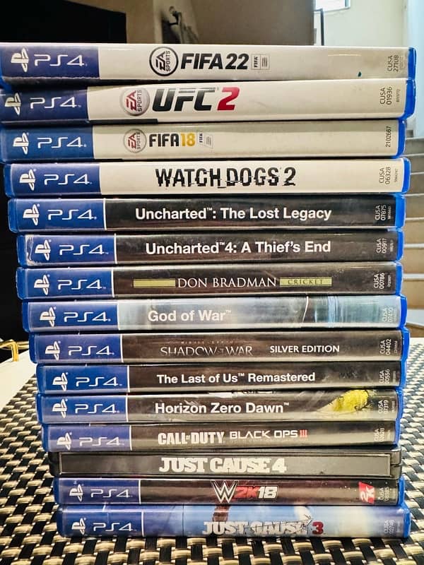 Playstation 4 (PS4) SCRATCHLESS GAMES AT UNBEATABLE PRICES! 0