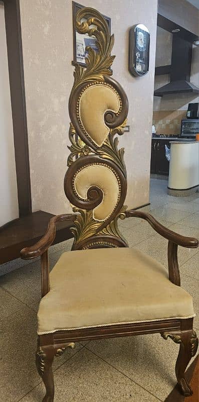 Royal carved 2 chairs. 2