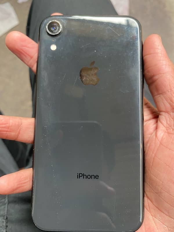 iPhone XR jv all original watsapp per phone kar lana 1