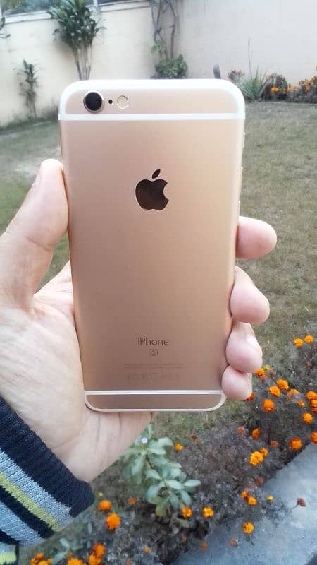 Iphone 6s Gold 10/10 Condition 5