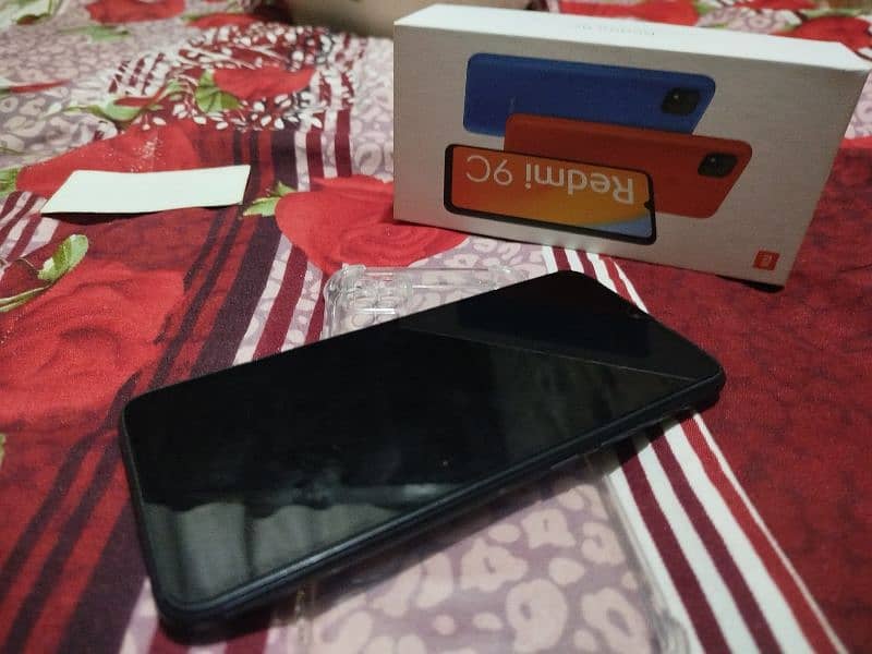 Red mi 9 c for sale Ram 3 GB storage 64GB 5