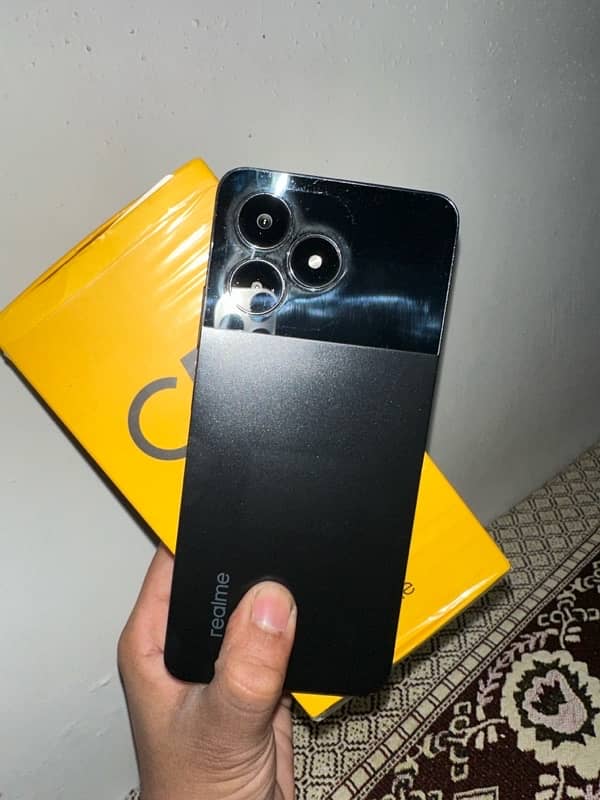 realme c51 4+4/64 33 watt fast chaeger 0