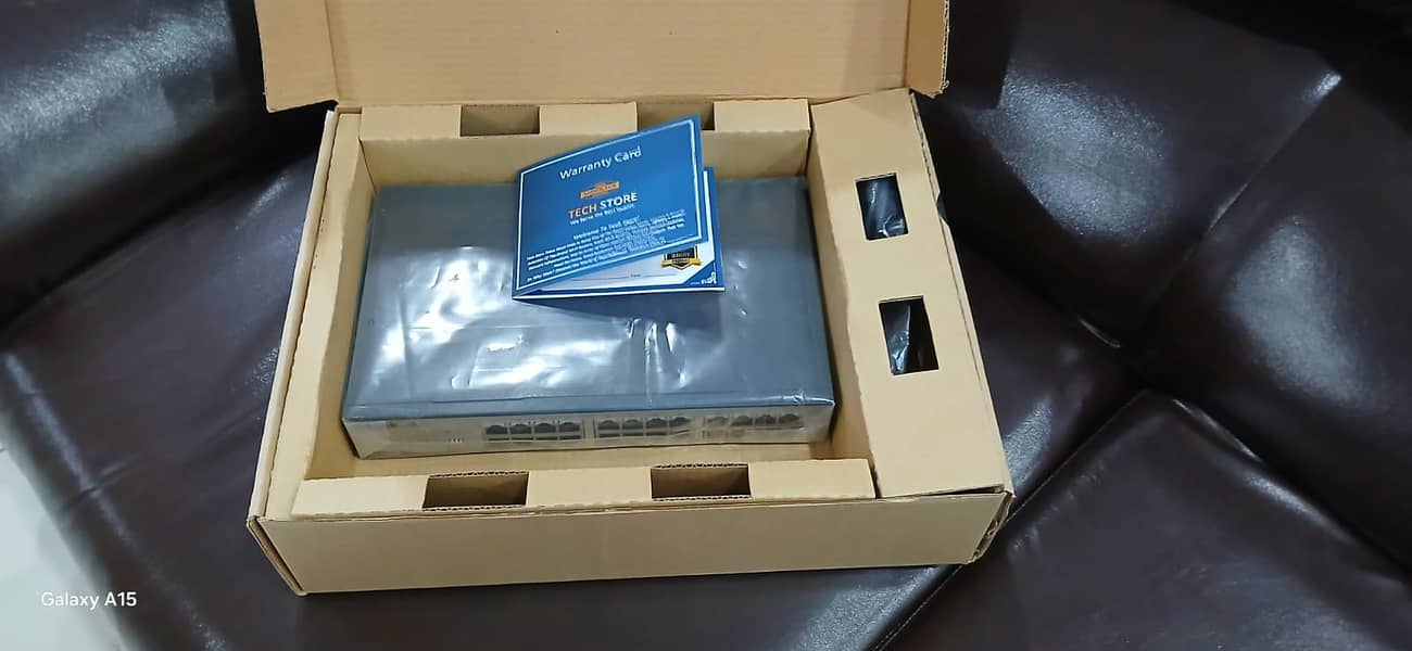 D-Link DGS-1024D 24 Port Gigabit Unmanaged Switch (Branded Used) 3