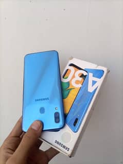 Samsung Galaxy a30