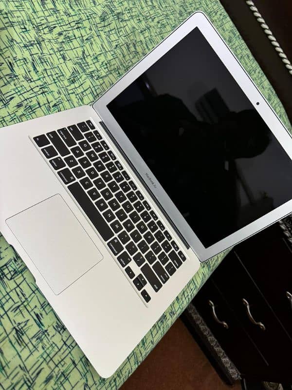 Mac book Air 2017/2018 0