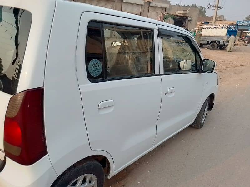 Suzuki Wagon R 2021 lush condition 7