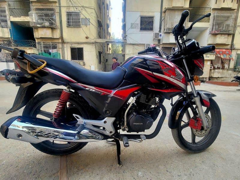 Honda CB 150F 2019 1st Owner VIP Condition 0*3*3*4*2*0*7*7*8*5*3 6