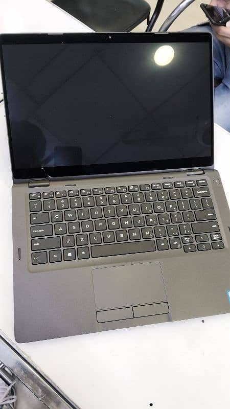 dell latitude 5300 1