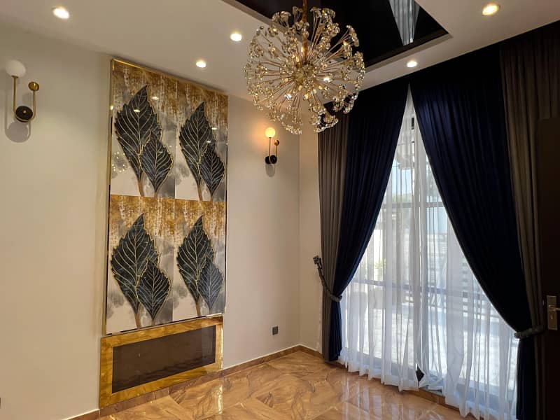 10 Marla Luxury House For Sale in Citi Housing 22