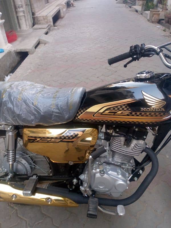 Honda 125 sepicial gold edition self start 0