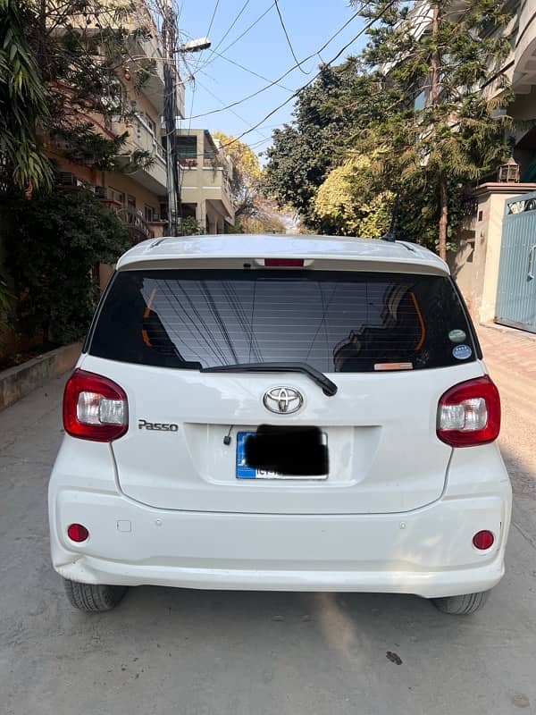 Toyota Passo 2018 model 2022 Islamabad registered 3