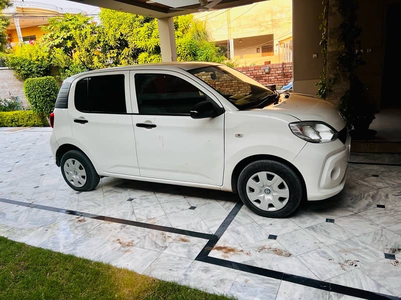 Toyota Passo 2018 model 2022 Islamabad registered 19