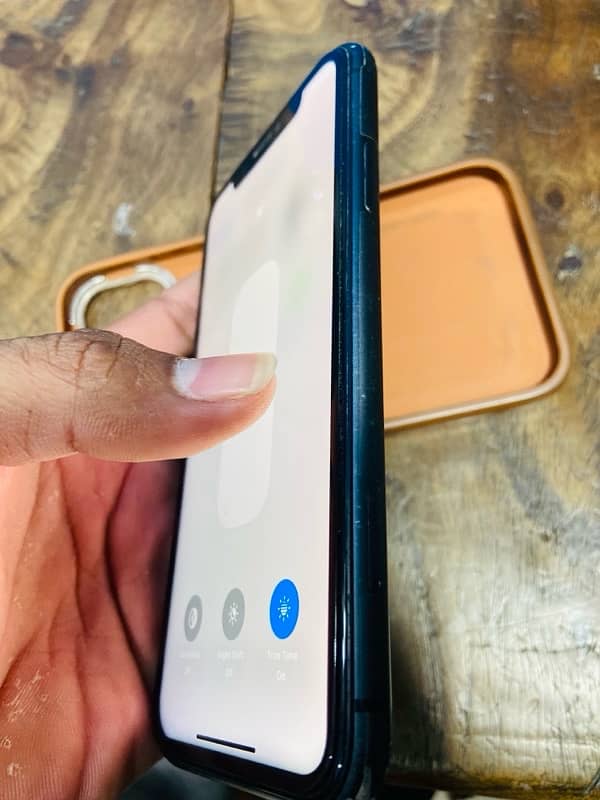 iphone 11 64 factory unlock non pta 80 healh 4