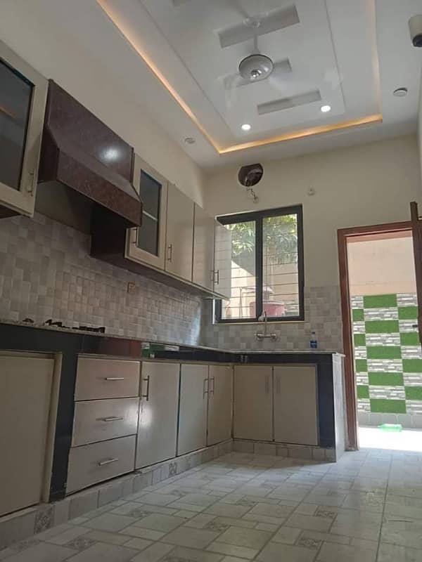 5 Marla Beautiful House Available For Sale In Johar Town 4