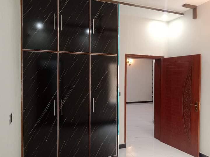 5 Marla Beautiful House Available For Sale In Johar Town 27