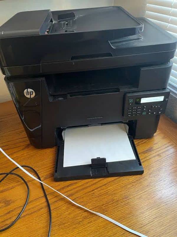 Hp laser jet pro MFP M225dn 1