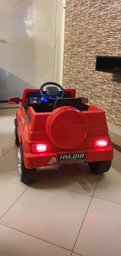 Kids Battery operated Car for sale (Battery functional)